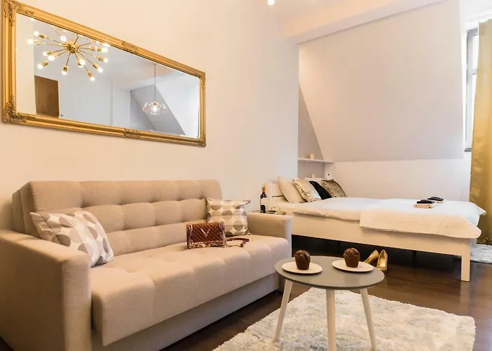 Goldeneye Apartment Center